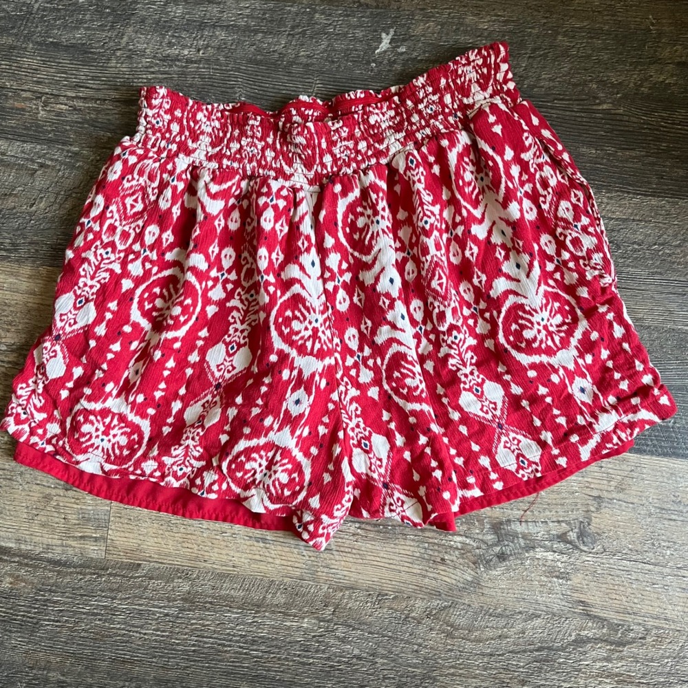 Knox Rose Red Print‎ Shorts Smocked Waist Casual Summer Size M